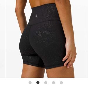 Lululemon black embossed align shorts 6 inch inseam